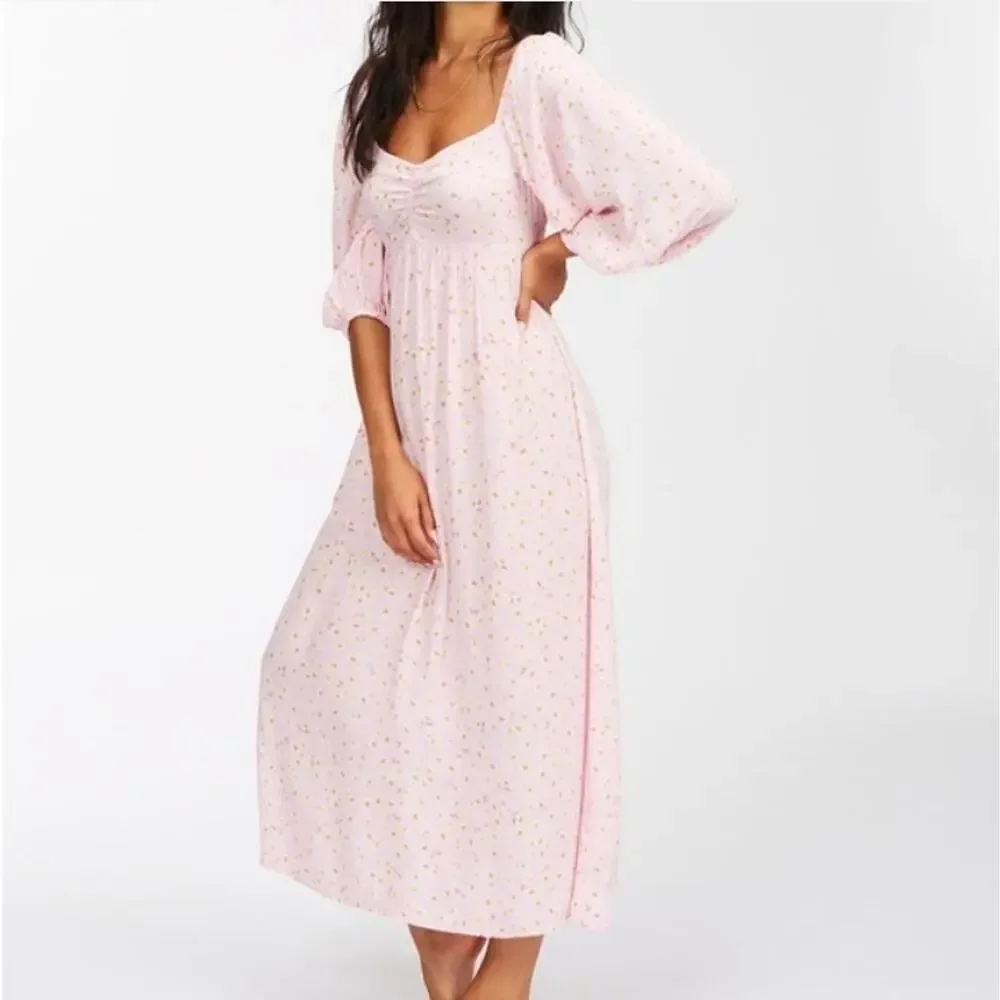 BillaBong Swept Away Midi Dress Pink Floral Puff Sleeve Smocked Cottagecore M - Picture 12 of 16
